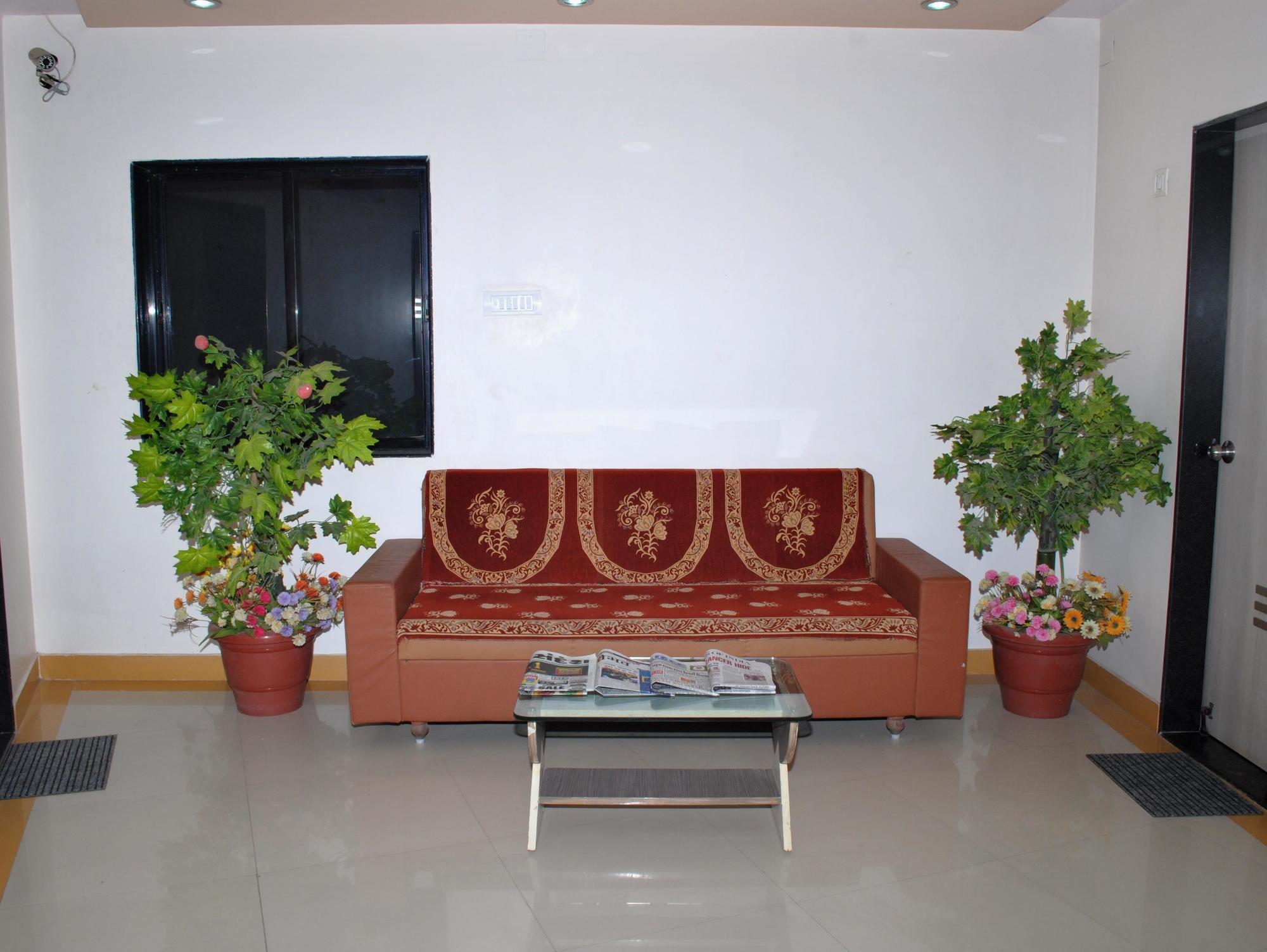 Hotel Oyo 14943 Shubh Suvidha Somnāth Zewnętrze zdjęcie